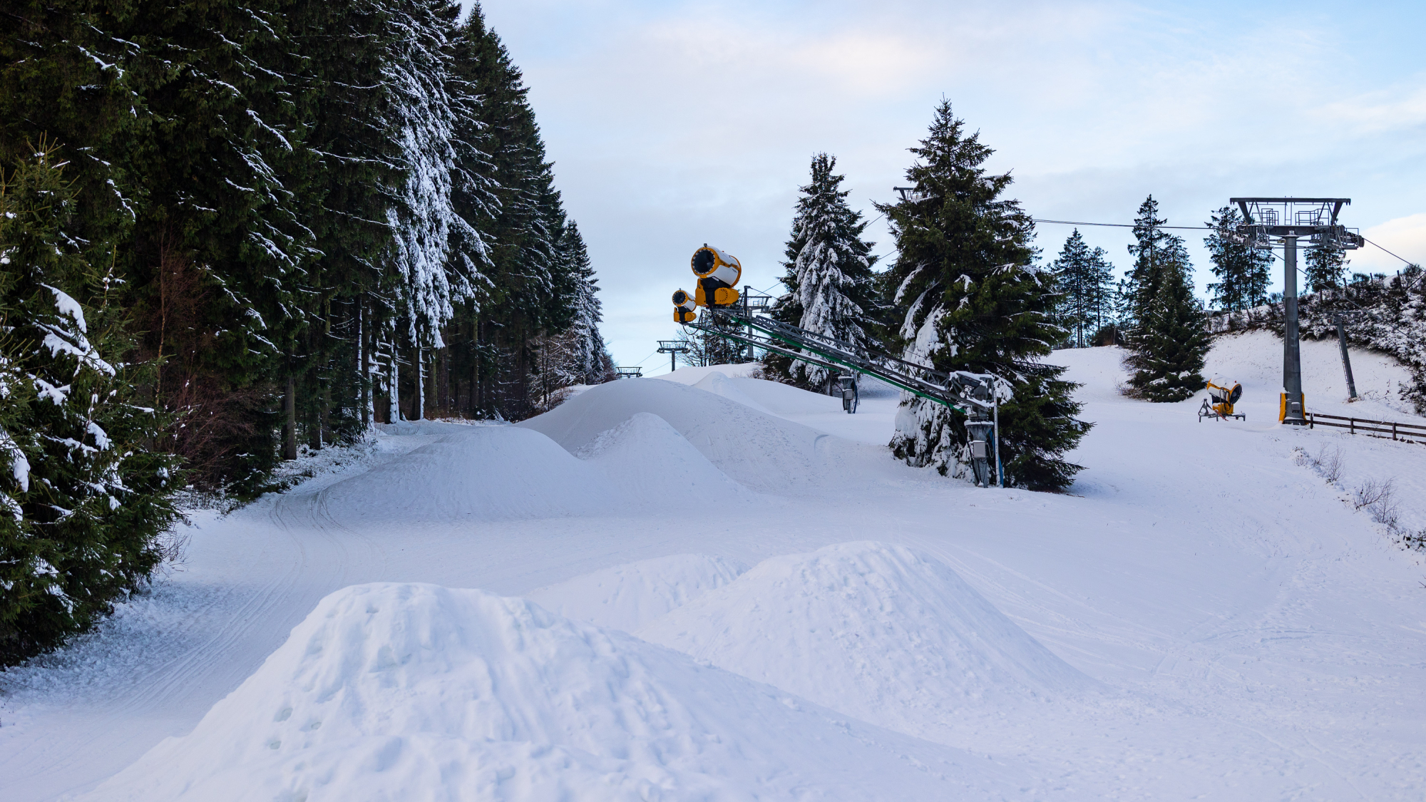 Technische Beschneiung in der Skiwelt Winterberg