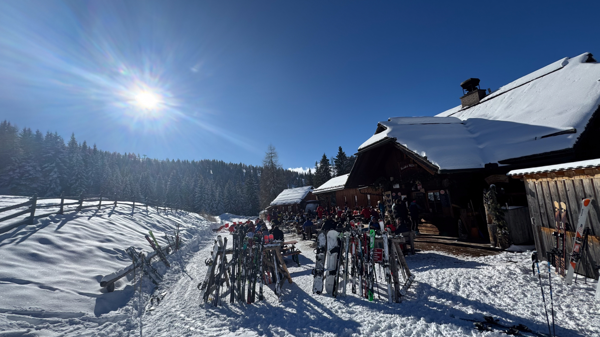 Eine der beliebtesten Hütten für den Einkehrschwung: Huaba-Hütte