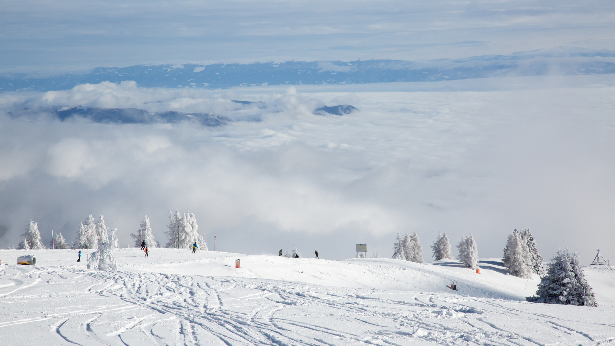 Abfahrten Richtung Wörthersee 6er Family Jet