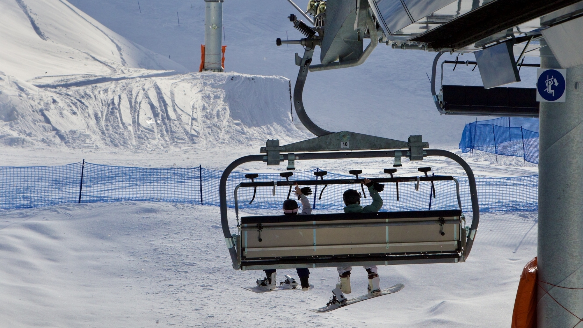 6er-Sesselbahn „Alexandros“ im Skigebiet Anilio in Griechenland