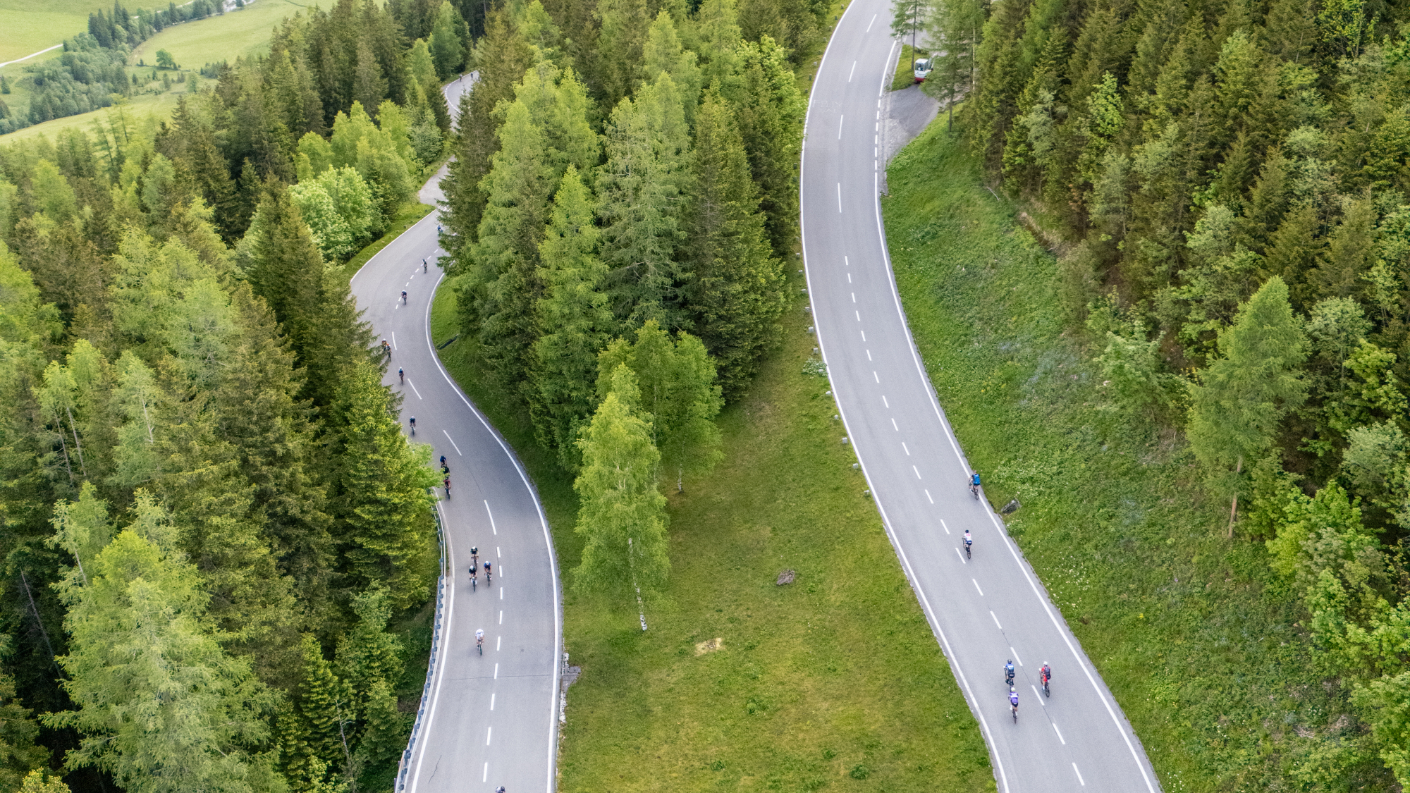 Spektakulär schlängelt sich die Großglockner Hochalpenstraße mitten ins Herz des Nationalpark Hohe Tauern