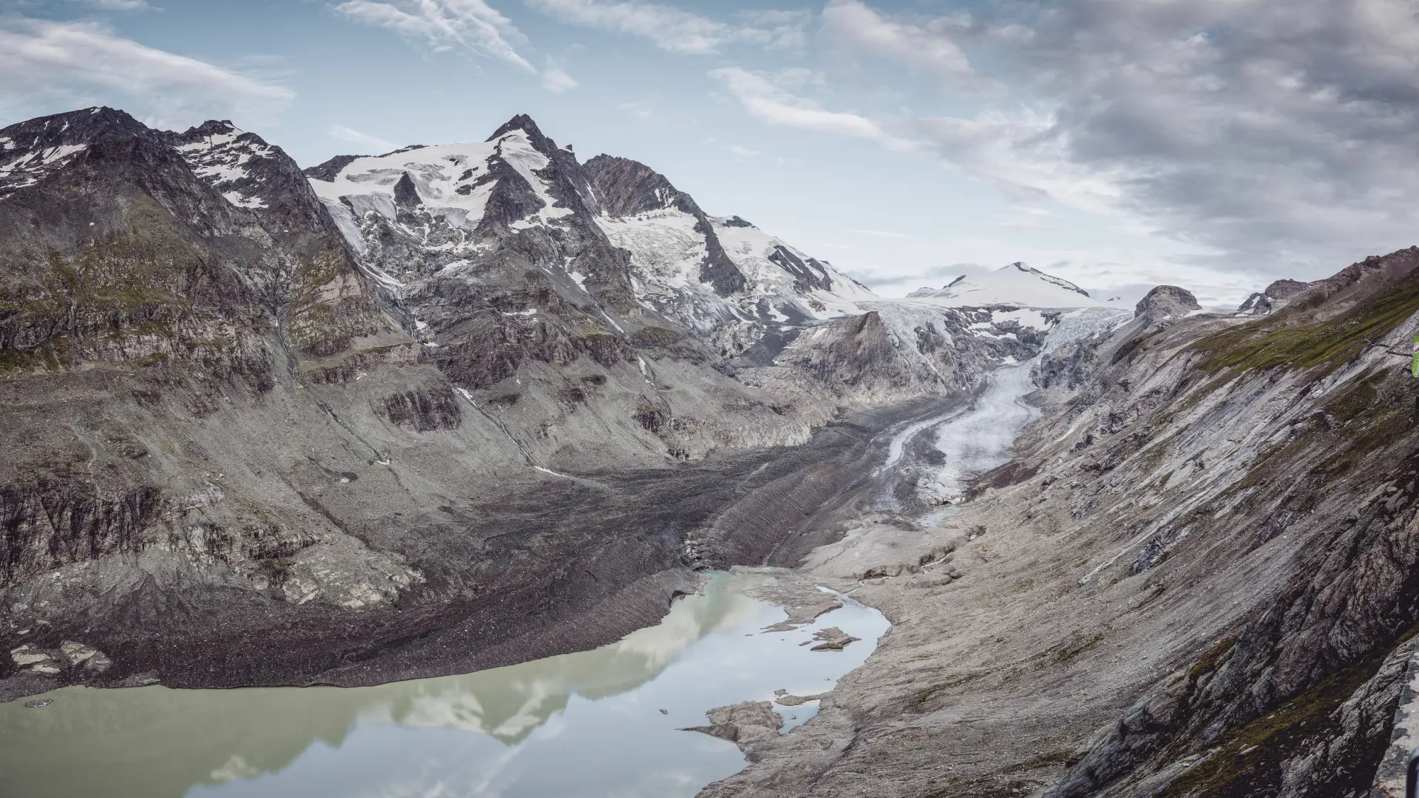 Blick auf die Pasterze und den Großglockner