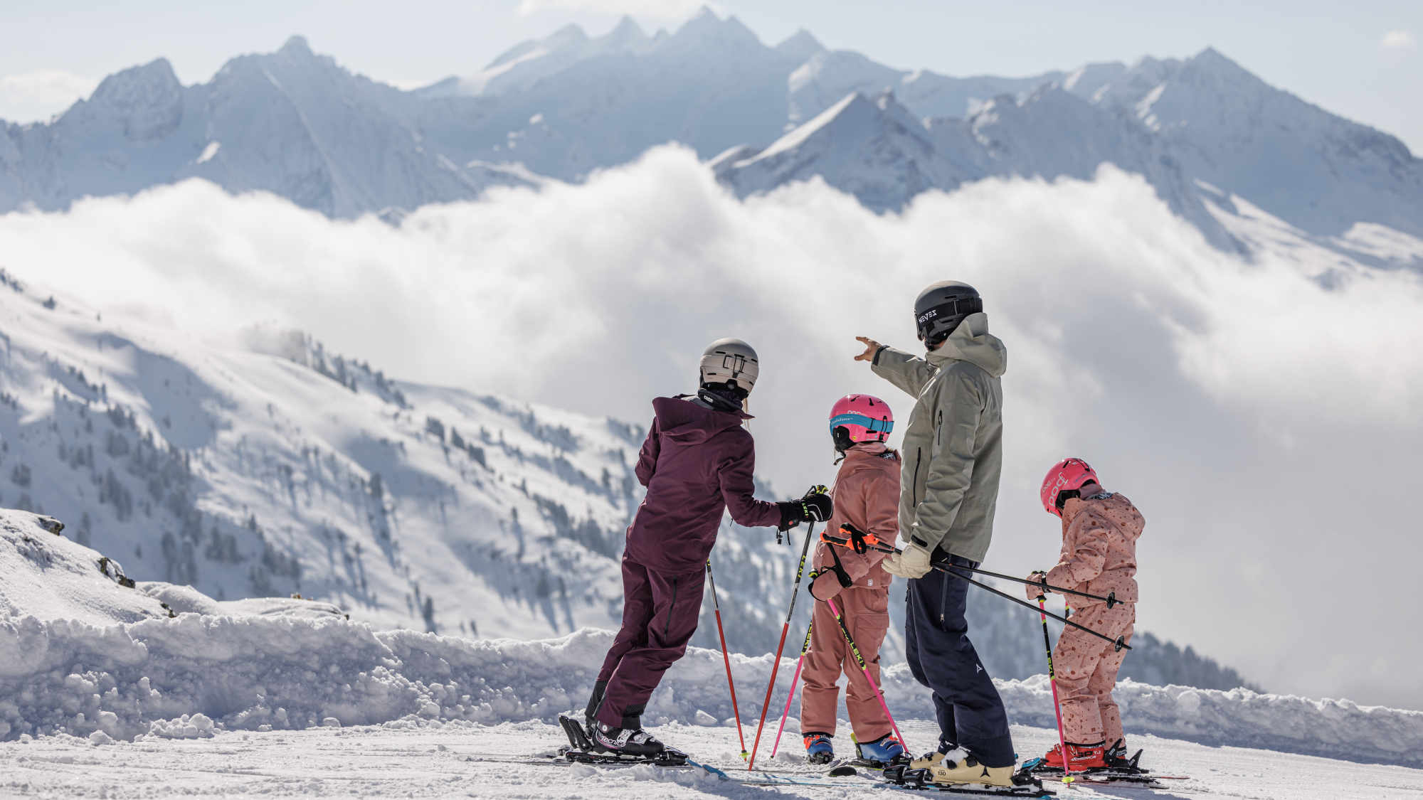 Skifahren mit der Familie in der Zillertal Arena