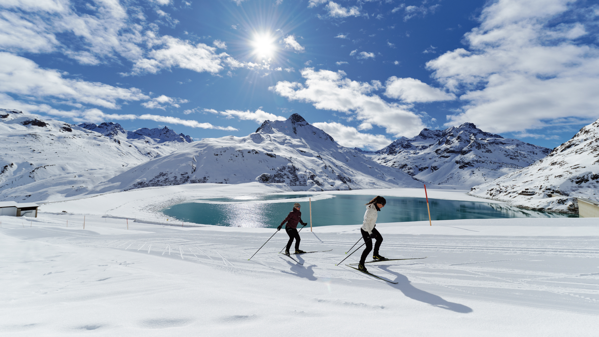 Galtür ermöglicht dank Schneedepot schon ab 5. November erste Langlaufkilometer im Bereich Vermunt.