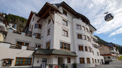 Hotel Persura
