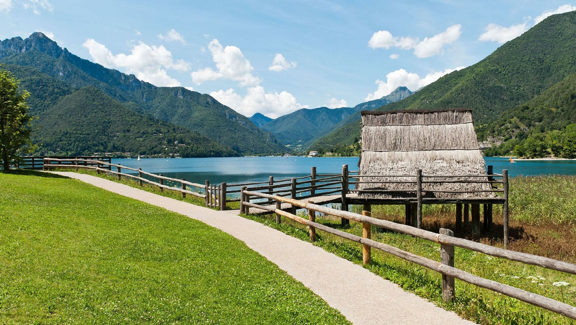 Idyllisch: Der Ledrosee