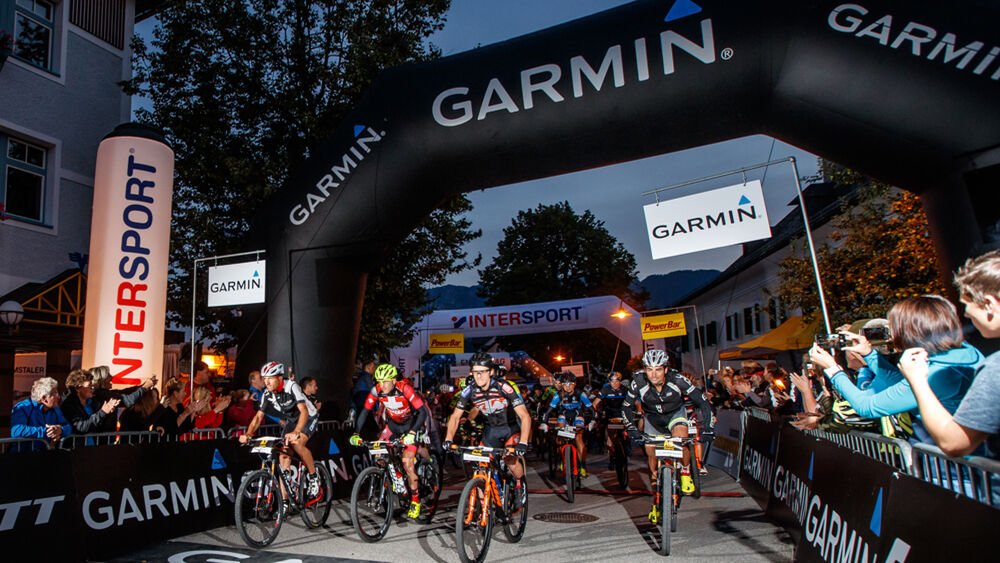 Biker am Start der Salzkammergut Trophy