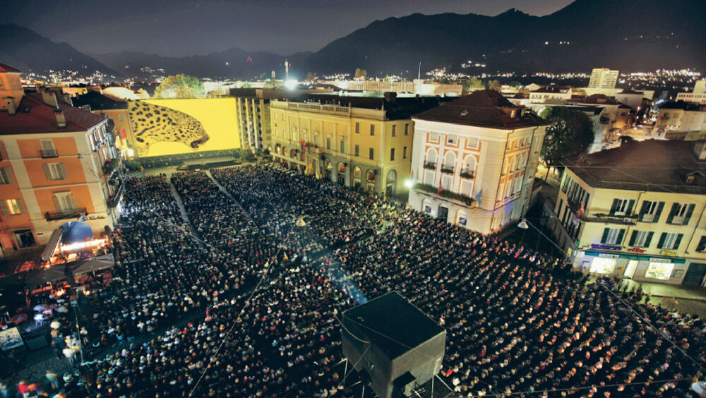 Filmvorführung auf der Piazza Grande