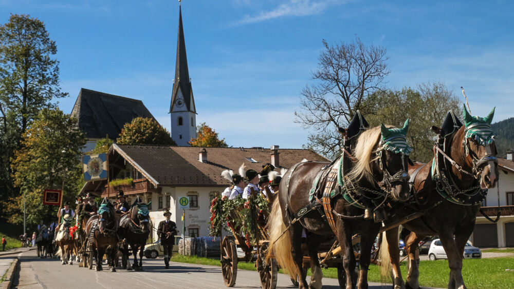 Kutschen beim Michaeliritt in Inzell
