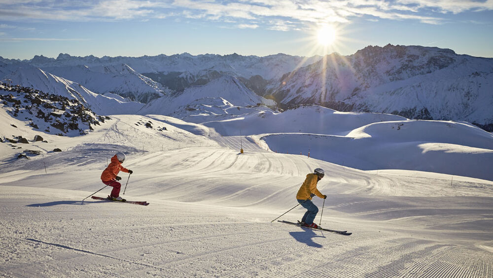 Skifahrer im Skigebiet Ischgl 
