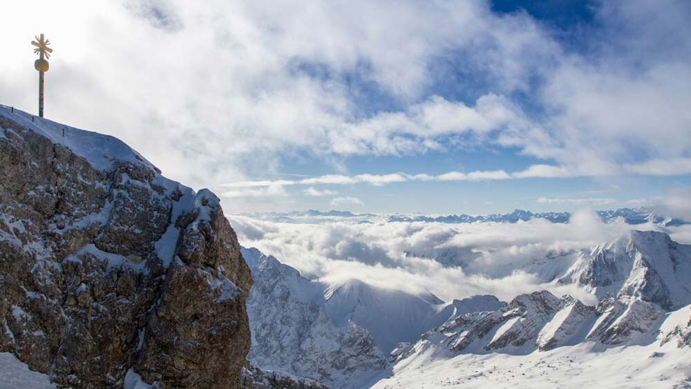 Das Gipfelkreuz auf der Zugspitze