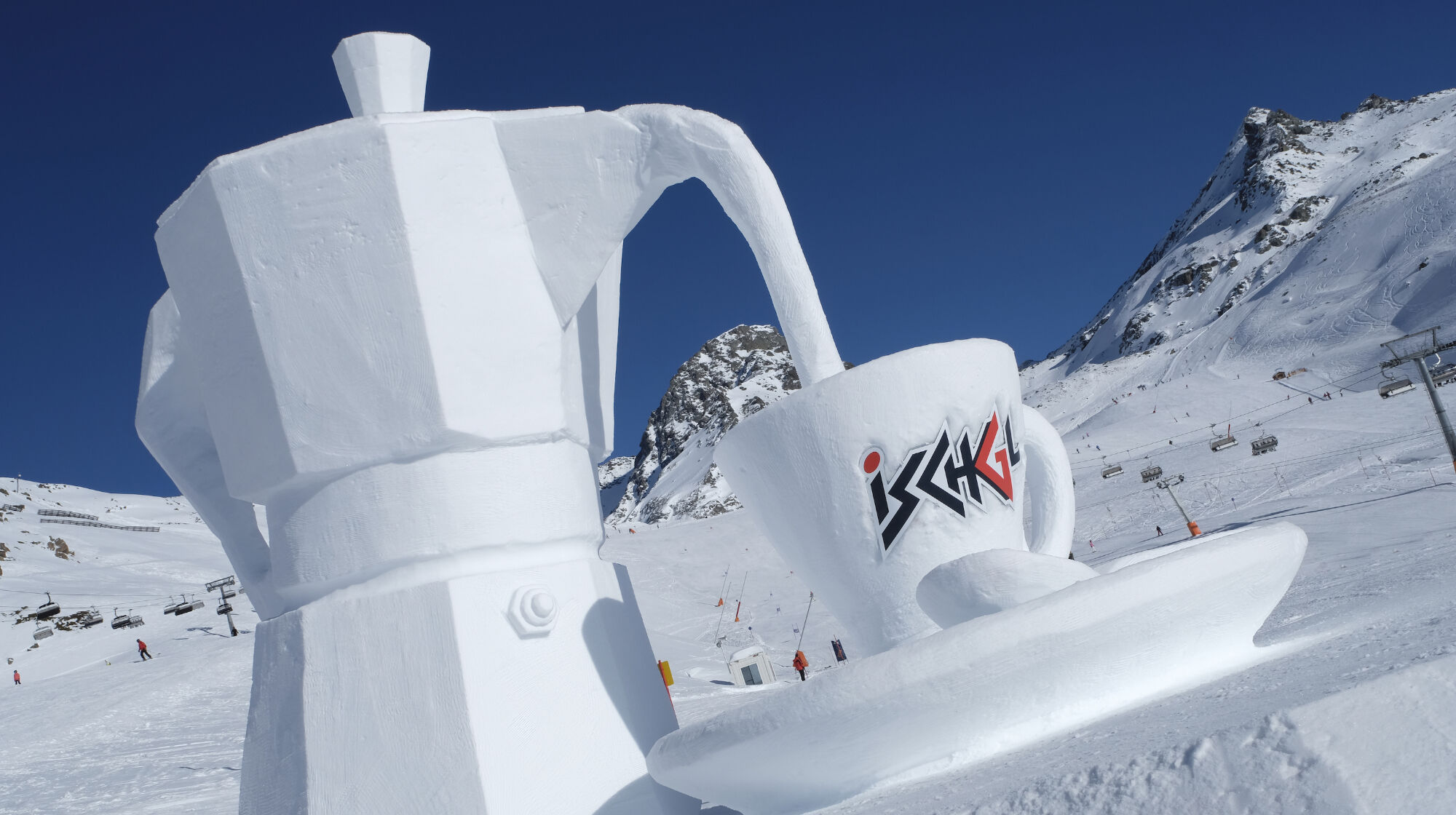 Schneeskulptur in Ischgl