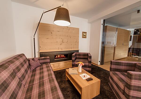 Senior Suite Relax