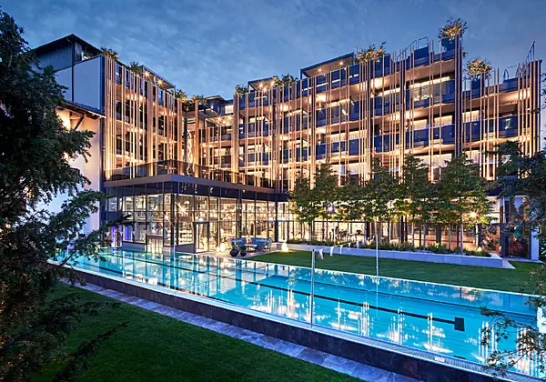 Neubau mit Sport-Area und Luxus-Suiten