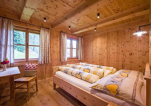 Alfen_Alm_Innervillgraten_Schlafzimmer