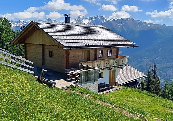 01e47fcd-6d1a-490f-9c03-20ce06e8ec2f