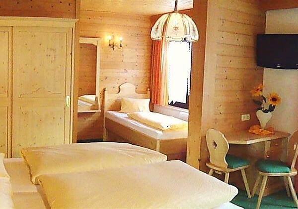 Familienzimmer im Alpenhof