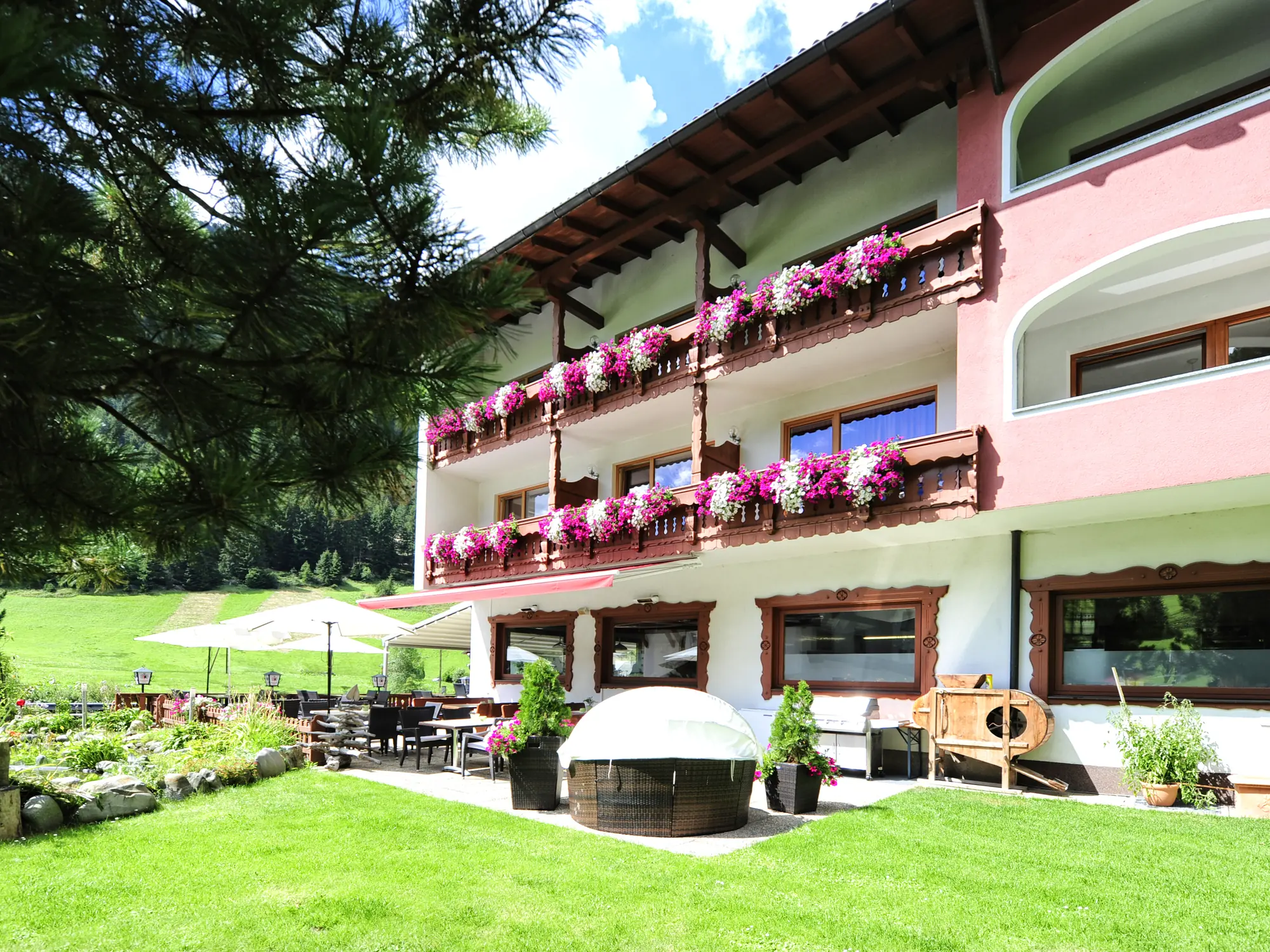 Alpenhof Sommer