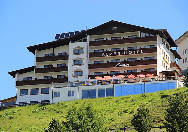 Alpenhotel Laurin Sommer 02