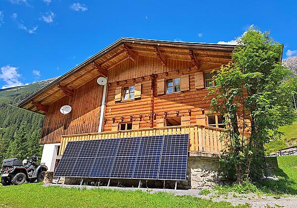 Alpenlodge Südansicht