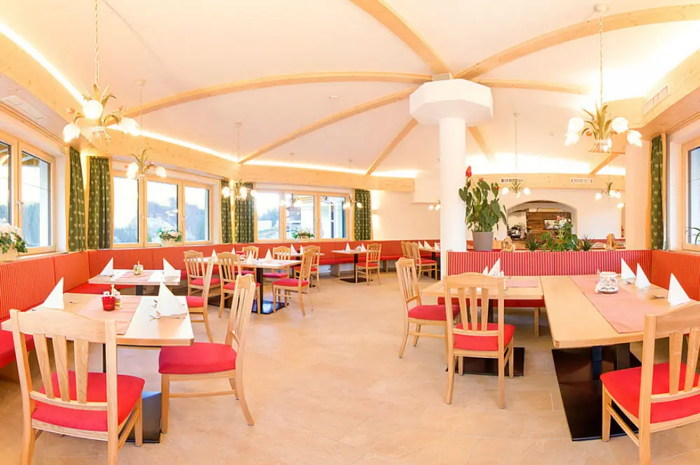 Das Restaurant in der Pension Rosenhügel