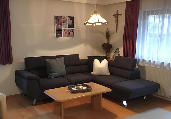 Zillertal_Aschau_Alpin_Apart_Armin_Wohnzimmer_Couc