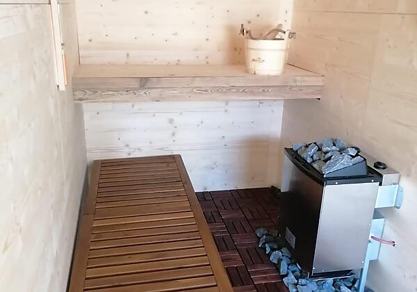 C78DBA40-DE02-4E6B-863E-C019DB752D68