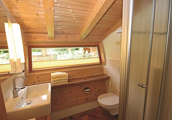 Duschbad mit Fenster