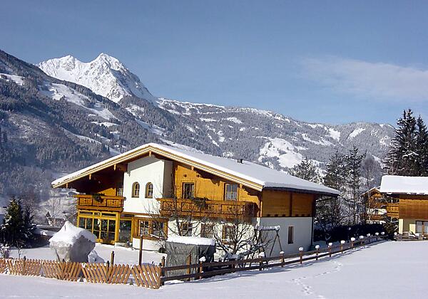 Dorfgastein-Gästehaus-Alpina-Haus-Winter