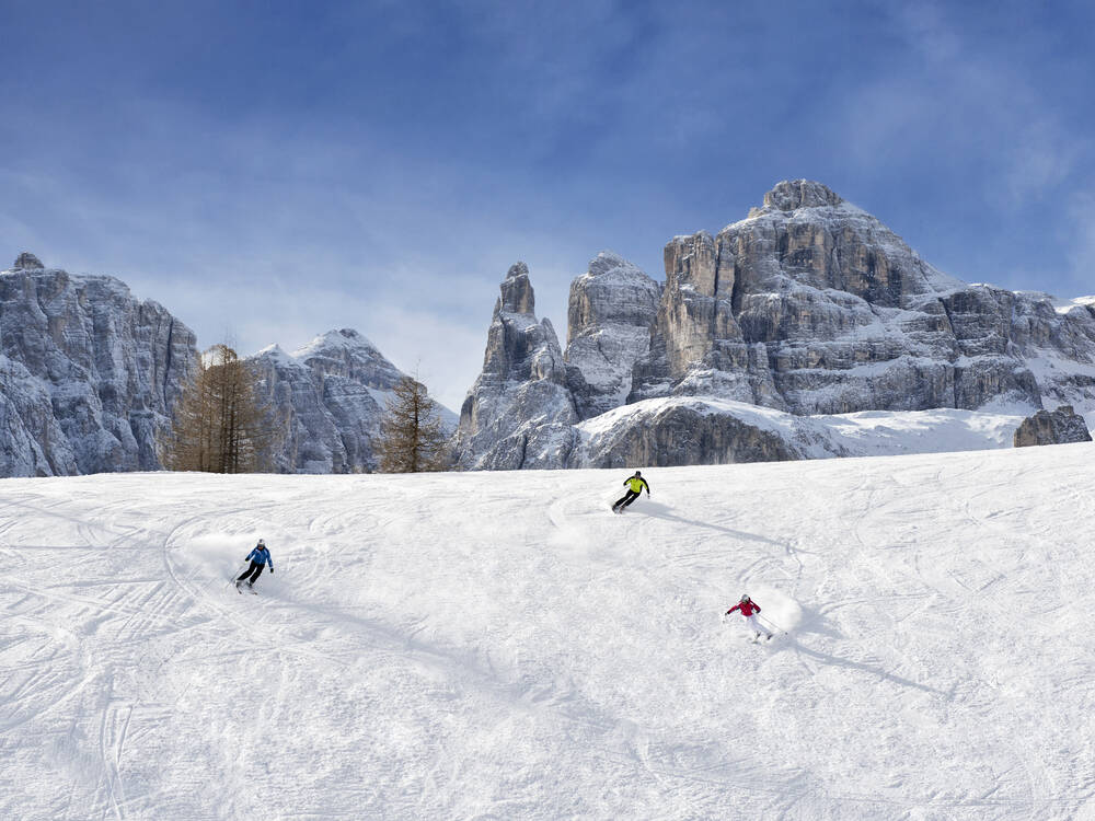 Berghotel_Sanvi_Dolomites_Winter_Sellaronda_Alta_Badia_6_jpg.jpg