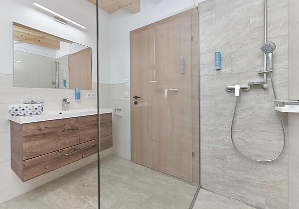 Anemone - Badezimmer