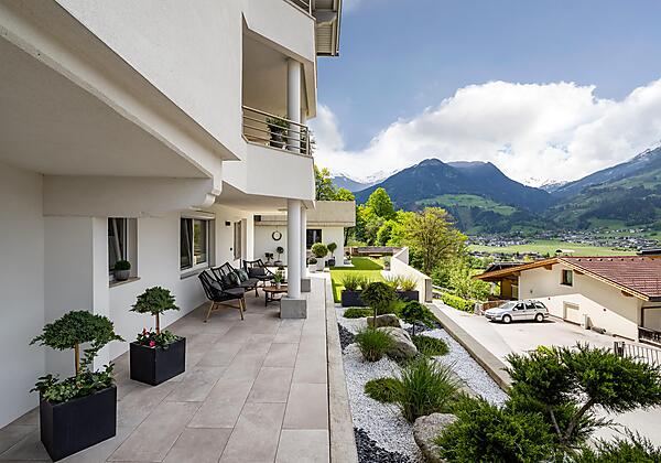 Apart_Anfang_Helfensteinstrasse_58_Hart_Terrasse