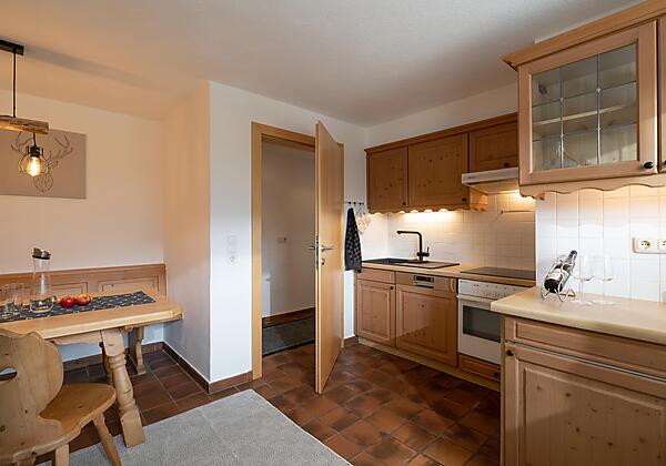 Apart_Anfang_Helfensteinstrasse_58_Hart_Kueche