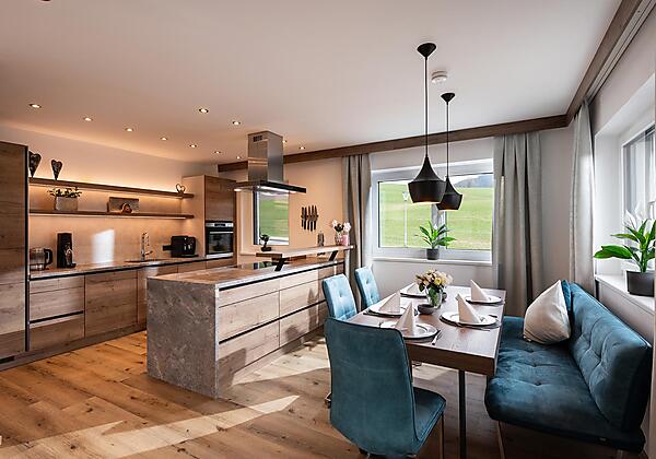 Söll_APARTdeluxe_Küche_Panorama_Suite