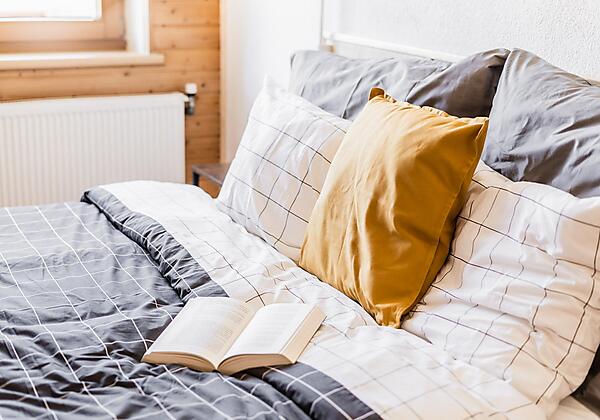 Hauptschlafzimmer mit Doppelbett