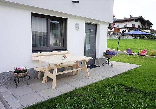 Zillertal_Aschau_Apart Frühmann_Hausansicht Sommer