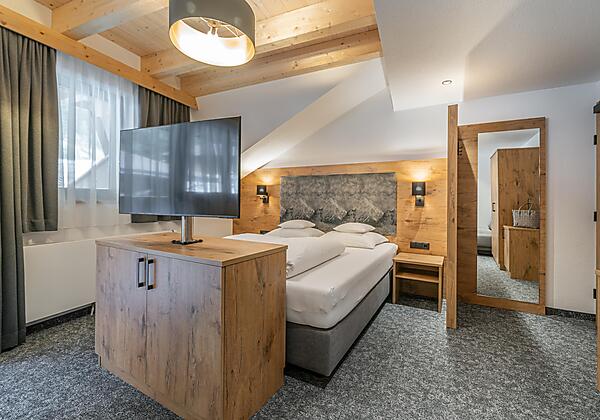 web-alt-kaisers-app-23-7029