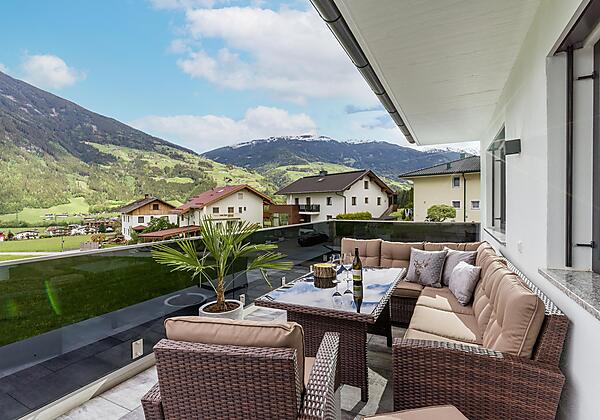 Apart_Painting_Moosweg_2_Ried_Terrasse_2