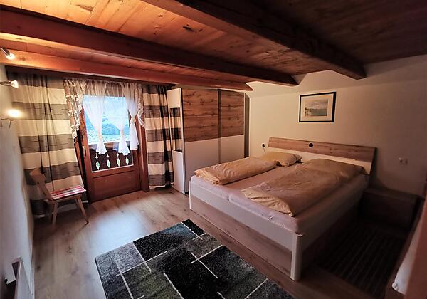 Apart_Ponholz_ZillertaL_Schlafzimmer_B_ 1