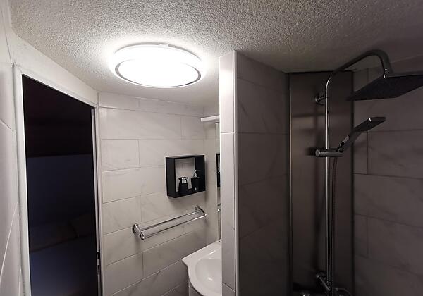 apart_ponholz_zillertal_Badezimmer_sZ1