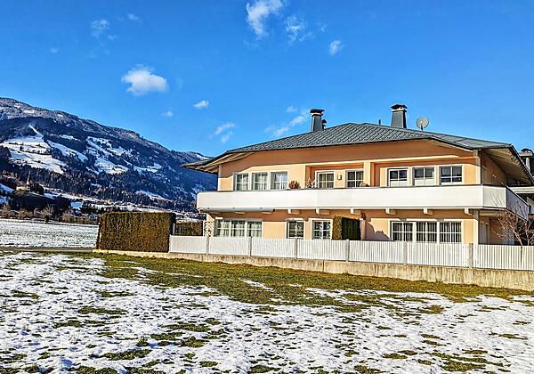 Apartment Schiestl_Winter_Front