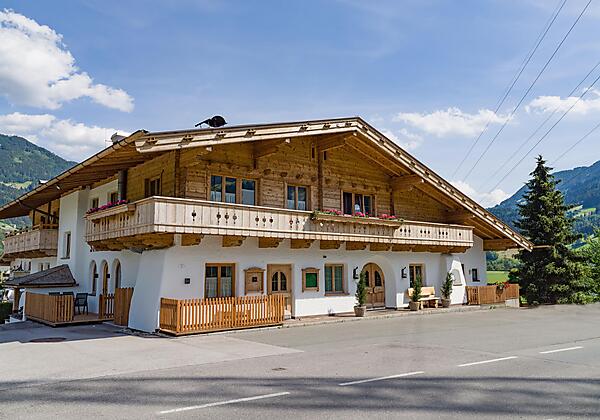 Apart_Stiegler_Dorfstrasse_2_Stumm_06_2022_Haus_au