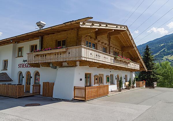 Apart_Stiegler_Dorfstrasse_2_Stumm_06_2022_Haus_au