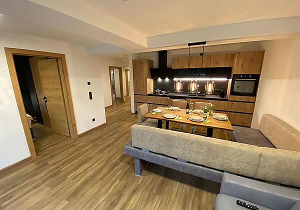 Zillertal-apart-stiegler-stumm-Appartement 1_Wohnk