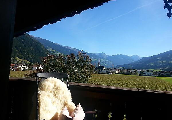 Aussicht vom Balkon im Apart Tyrol (3)
