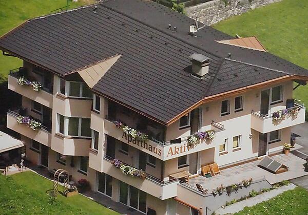 Aparthaus Aktiv Hausfoto von Oben