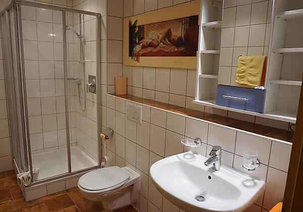 Fotos Bad Aparthaus Aktiv (3)