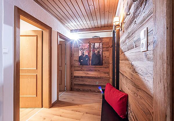 Gangansicht - Altholz trifft Gemütlichkeit