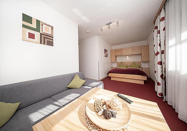 Enzian Schlafzimmer Nr.2 mit Balkon