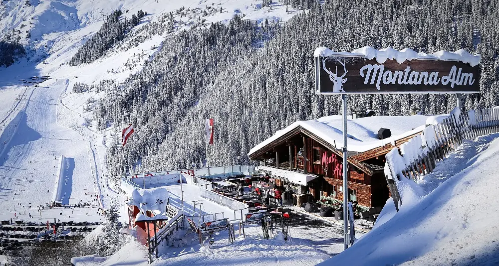 Montana Alm Terrasse